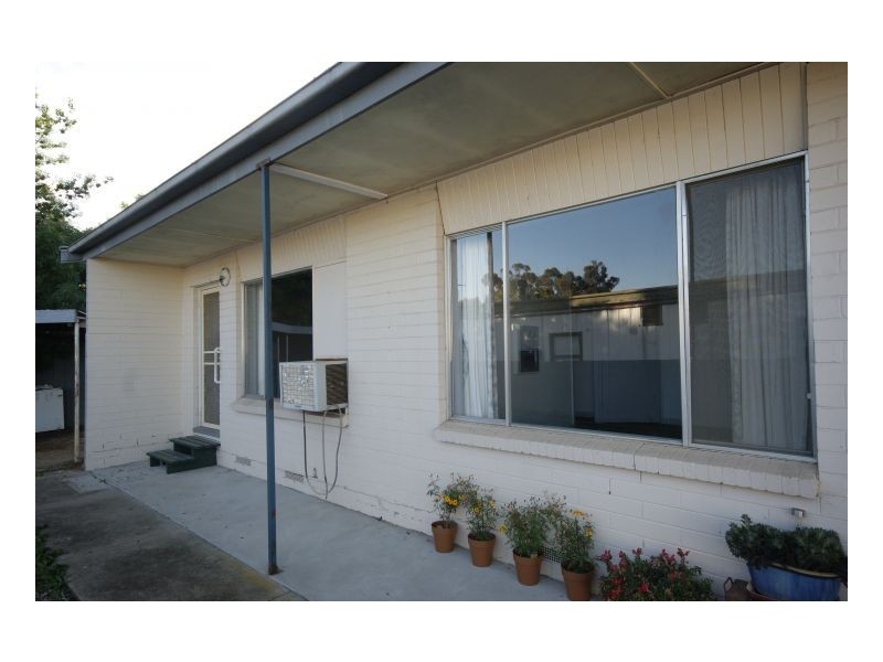 3/450 Maher Street, Deniliquin NSW 2710