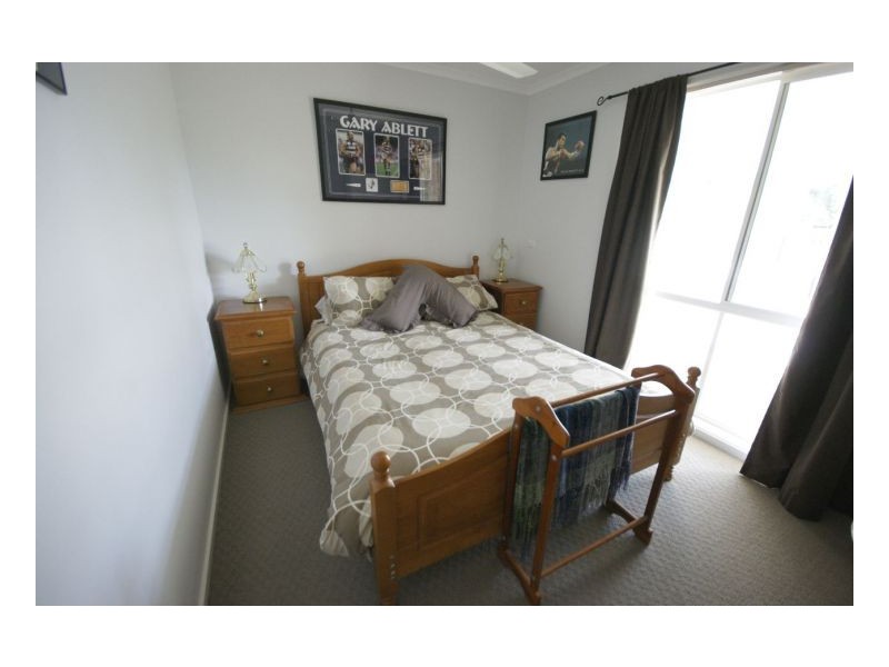 118 Wyatt St, Deniliquin NSW 2710