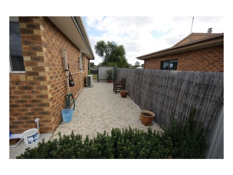 118 Wyatt St, Deniliquin NSW 2710