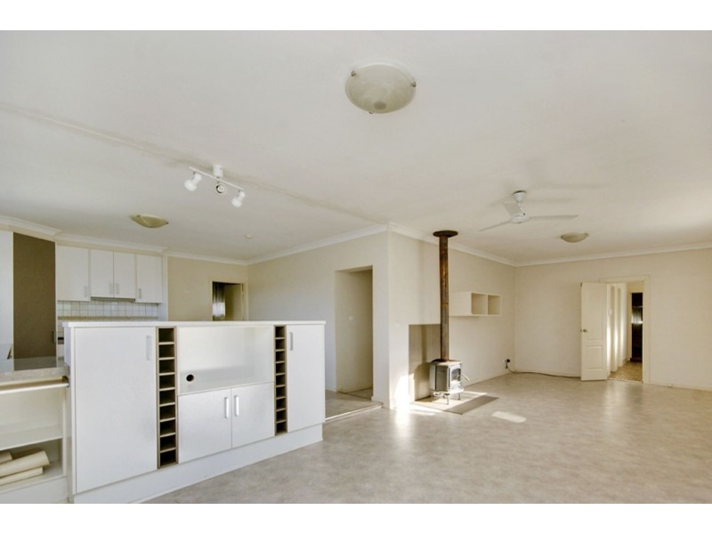 71 Butler Street, Deniliquin NSW 2710