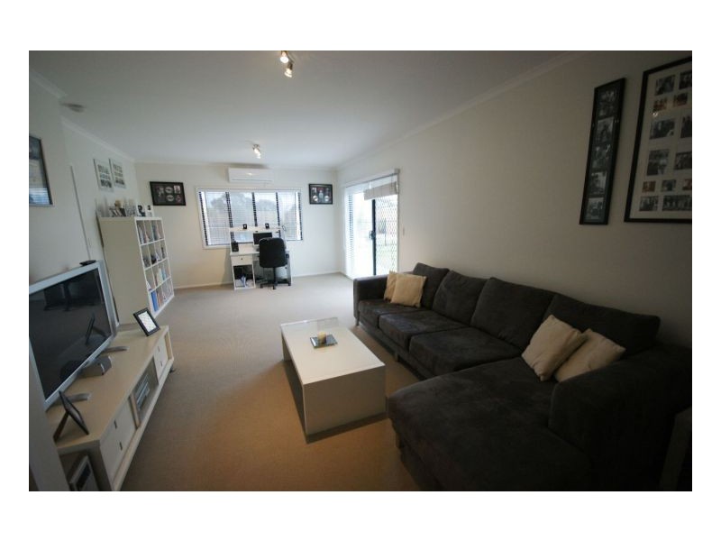 520 Poictiers St, Deniliquin NSW 2710