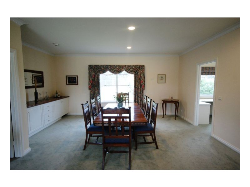 71 Willow Drive, Deniliquin NSW 2710