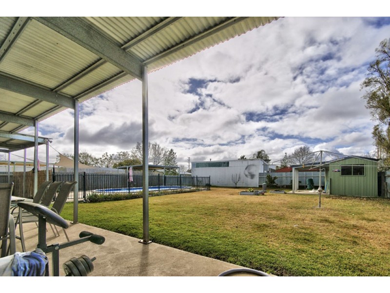 317 Finley Road, Deniliquin NSW 2710