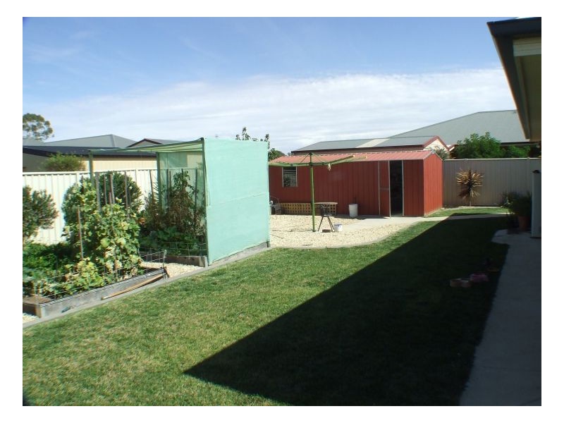 9 Thomas Court, Deniliquin NSW 2710