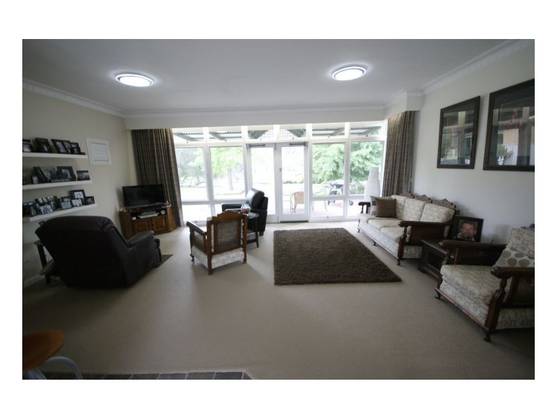 513 St Michael St, Deniliquin NSW 2710