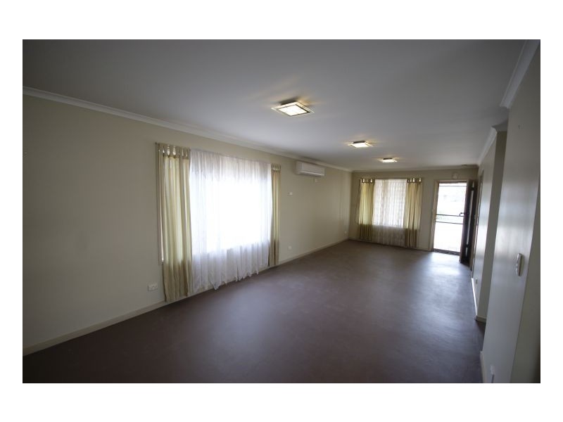 362 Trickett Street, Deniliquin NSW 2710