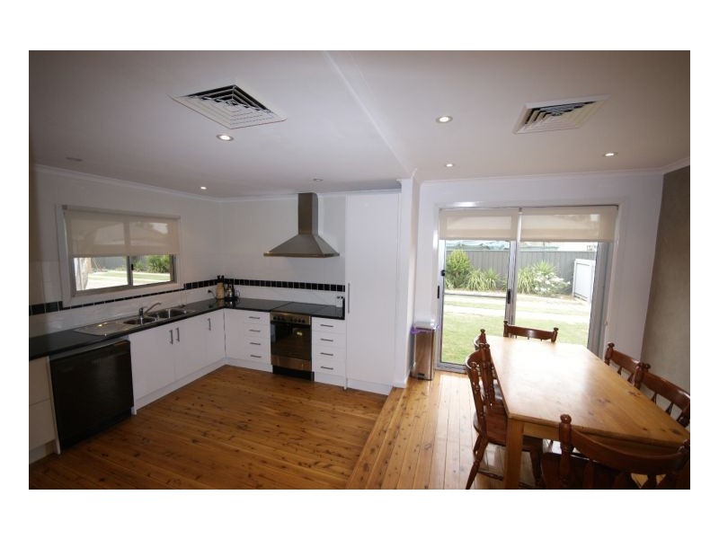 475 Poictiers St, Deniliquin NSW 2710