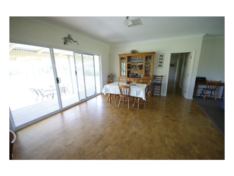335 Flanagans Lane, Deniliquin NSW 2710