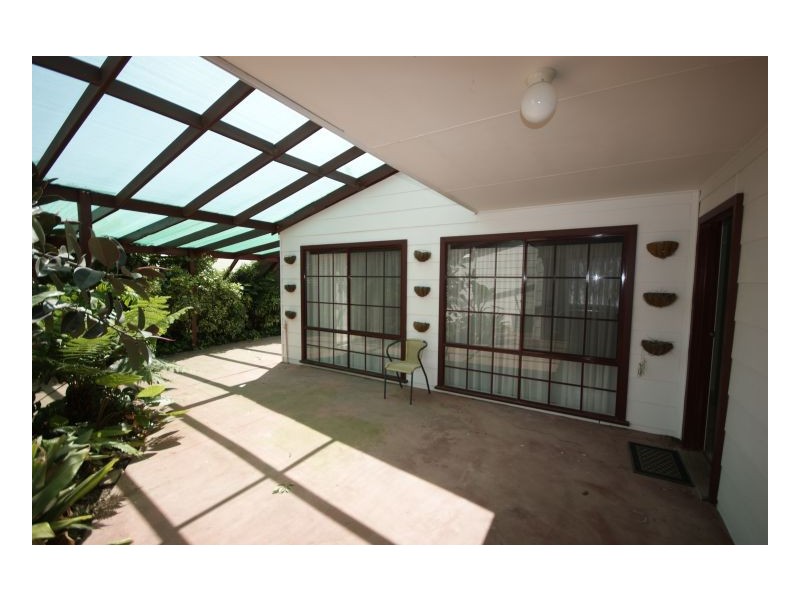 2/93 Macauley Street, Deniliquin NSW 2710