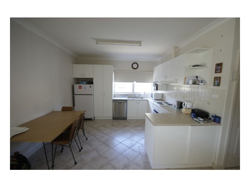 231 Henry Street, Deniliquin NSW 2710