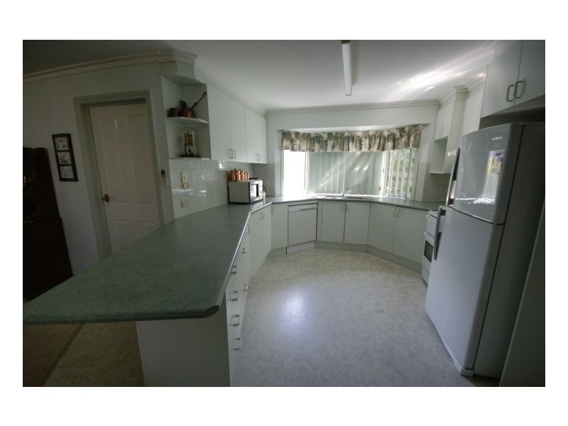 2/407 Cressy St, Deniliquin NSW 2710