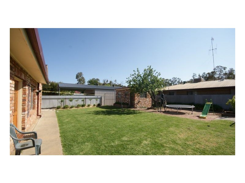 465 George Street, Deniliquin NSW 2710