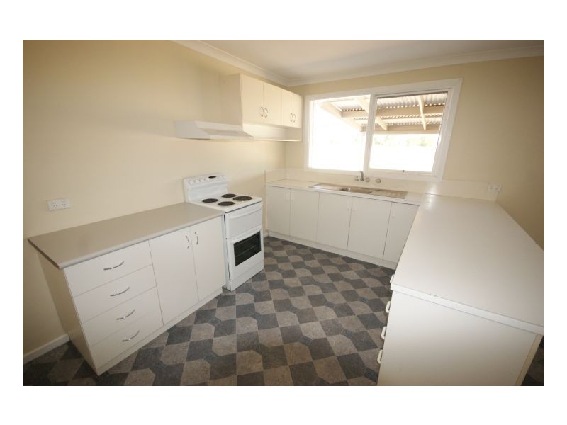 28 Moulamein Road, Deniliquin NSW 2710