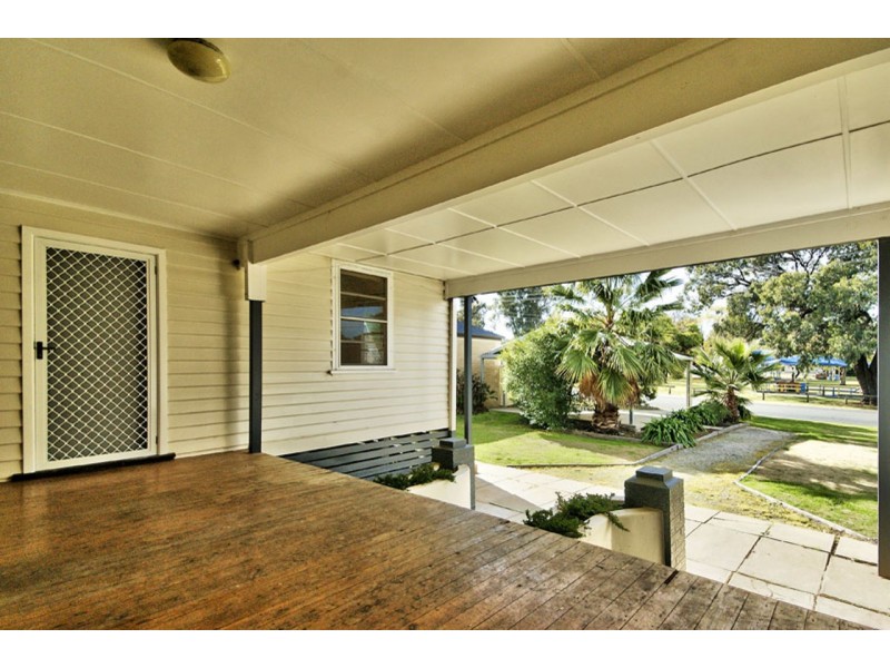 306 Poictiers Street, Deniliquin NSW 2710