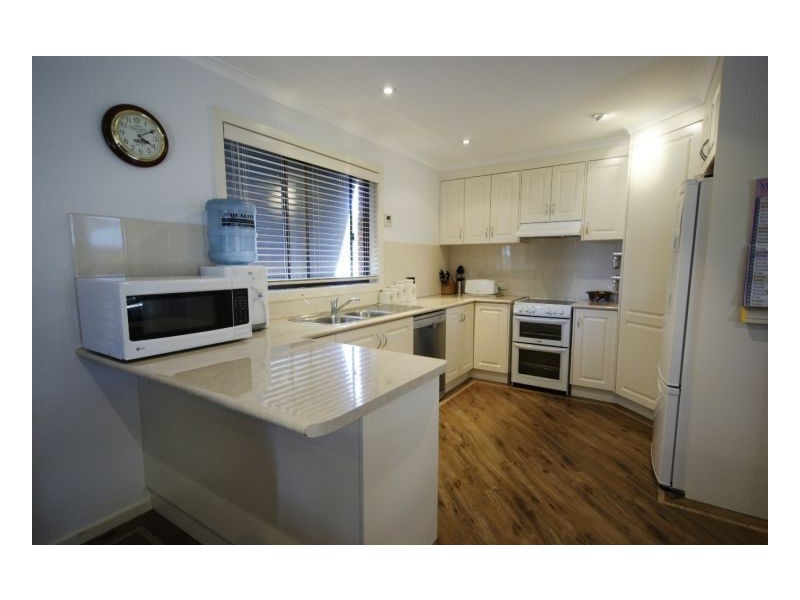 92 Macauley St, Deniliquin NSW 2710