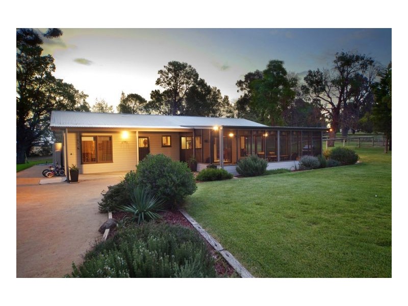 371 Todds Rd, Deniliquin NSW 2710