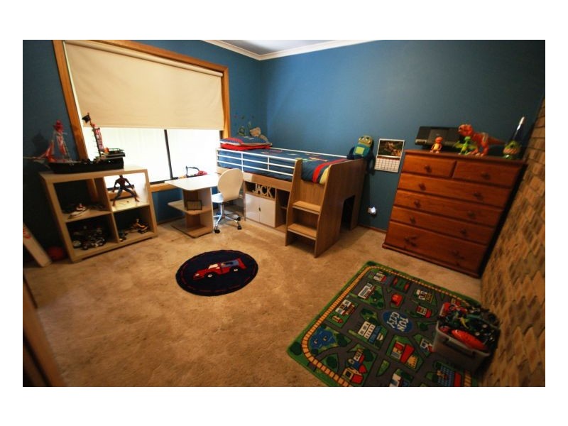 6 Taabinga Crt, Deniliquin NSW 2710