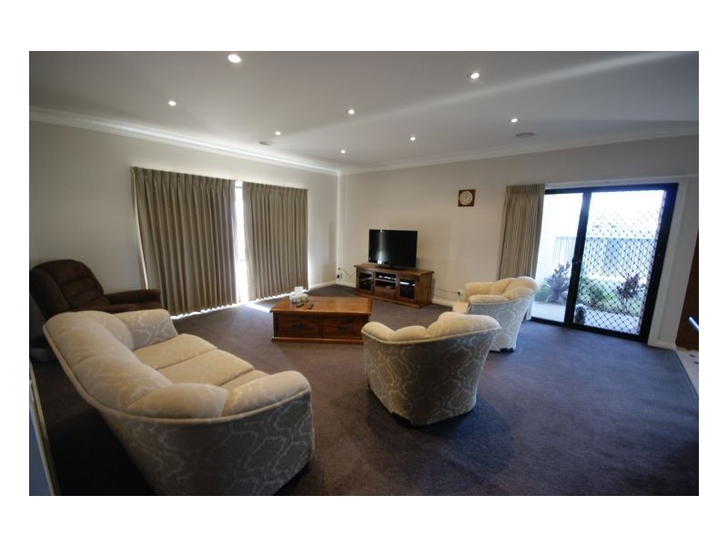 45A Moama St, Mathoura NSW 2710