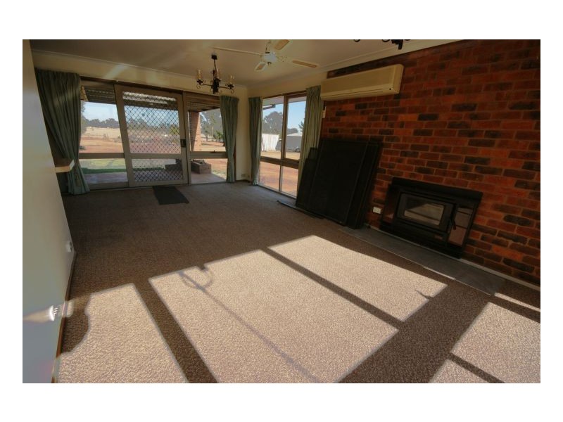 13 Forest St, Mathoura NSW 2710