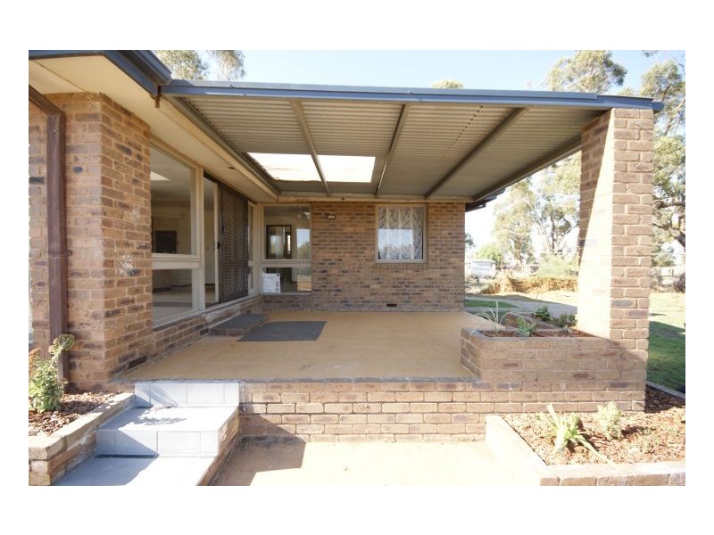 13 Forest St, Mathoura NSW 2710