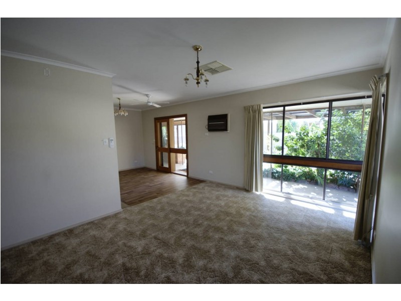 523 St Michael Street, Deniliquin NSW 2710