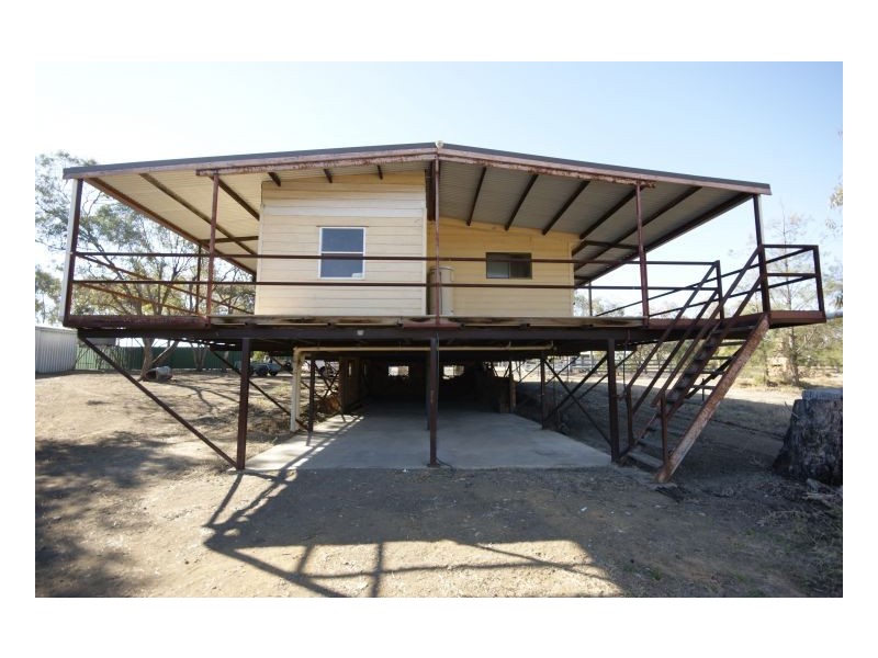 8 Lang St, Wanganella NSW 2710