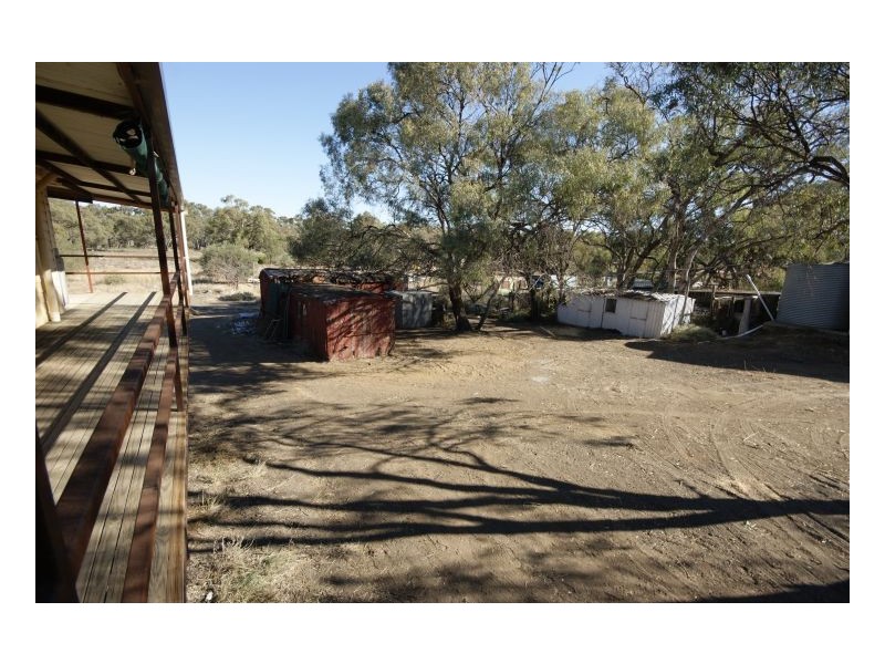 8 Lang St, Wanganella NSW 2710