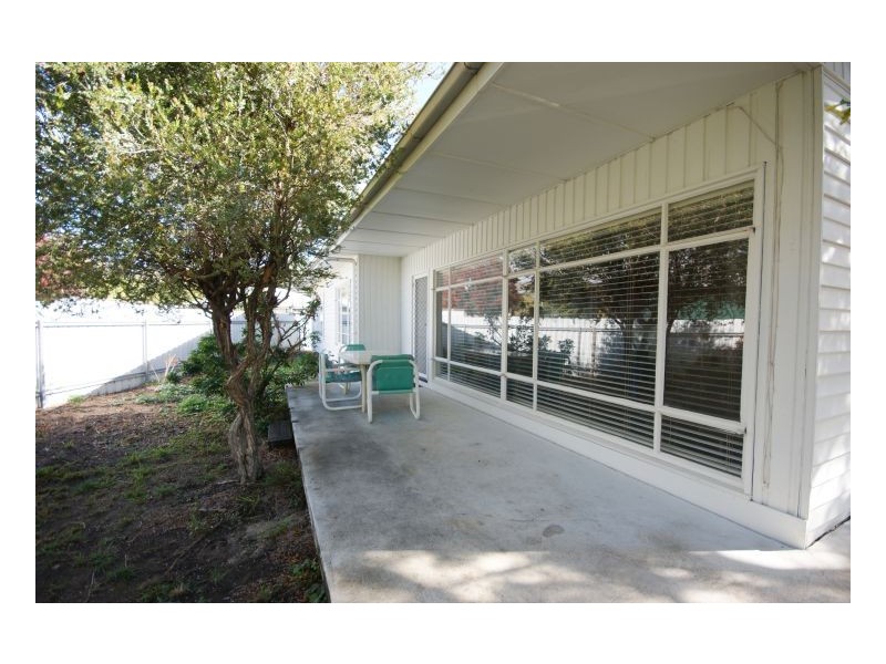 342 Albert St ( Hay Rd ), Deniliquin NSW 2710