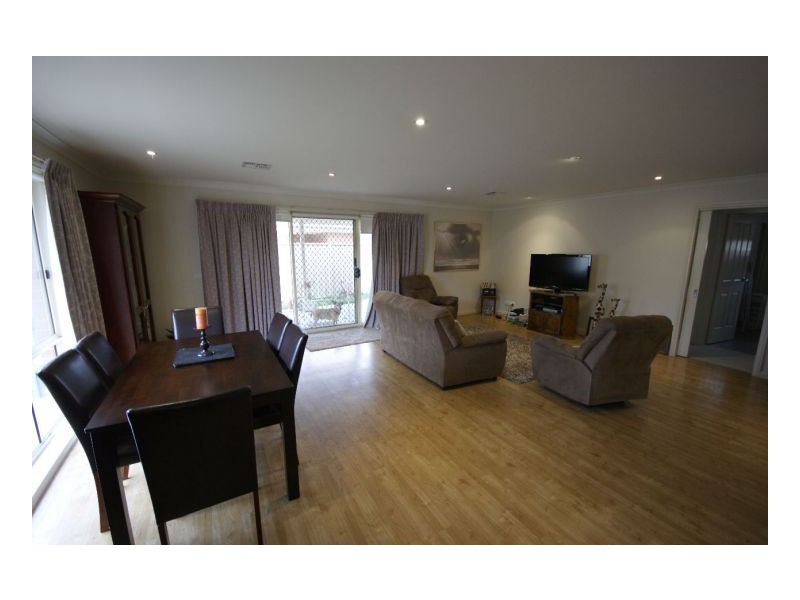 428 Cressy Street, Deniliquin NSW 2710