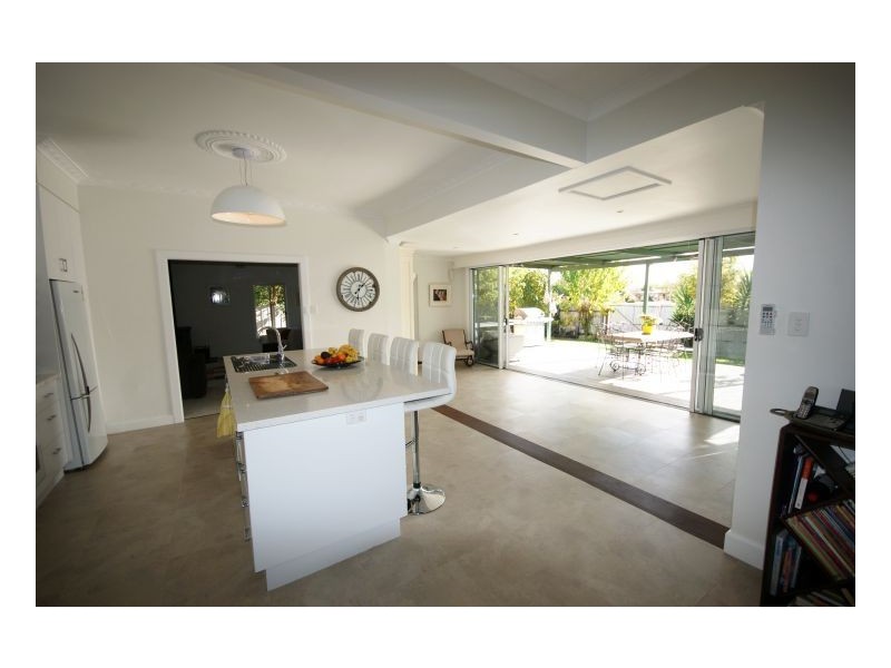 113 Hughes St, Deniliquin NSW 2710