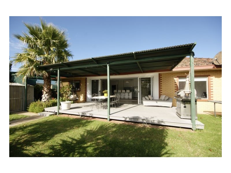 113 Hughes St, Deniliquin NSW 2710