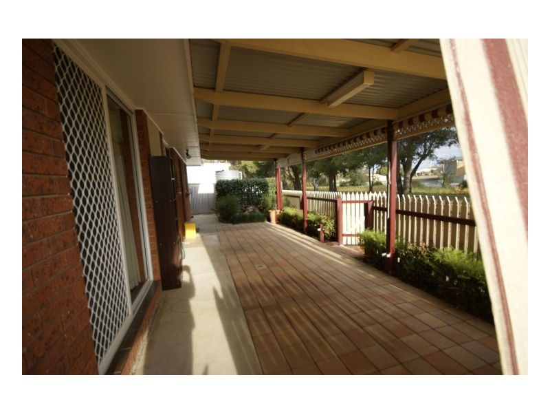3/282 Duncan Street, Deniliquin NSW 2710