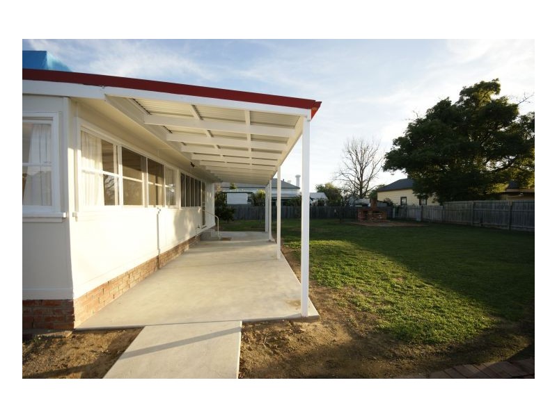 81 Wellington Street, Deniliquin NSW 2710