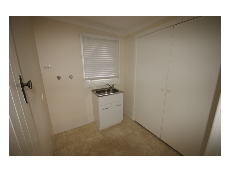 81 Wellington Street, Deniliquin NSW 2710