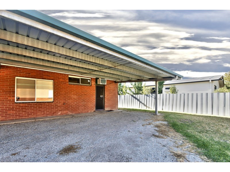 3/130 Macauley Street, Deniliquin NSW 2710