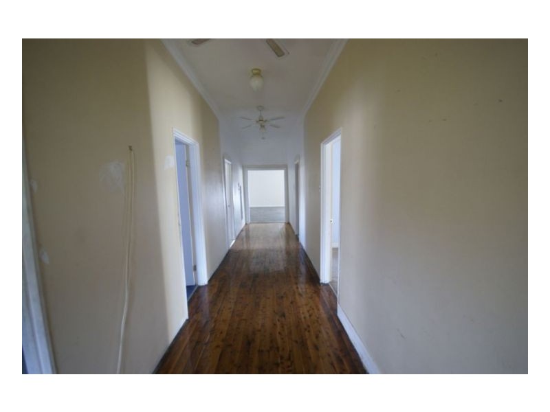 276 Harfleur St, Deniliquin NSW 2710