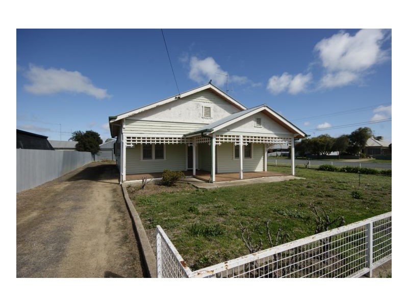 462 Cressy Street, Deniliquin NSW 2710