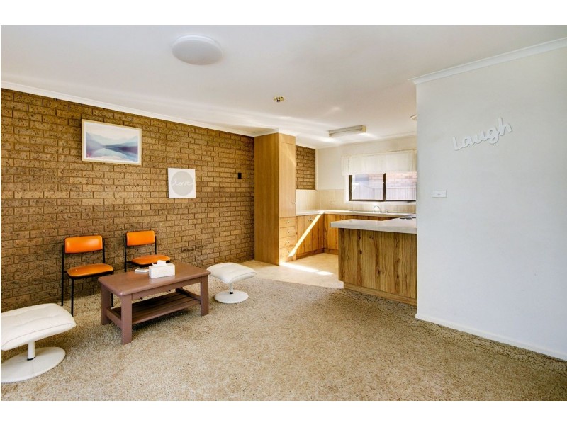 2/245 River Street, Deniliquin NSW 2710