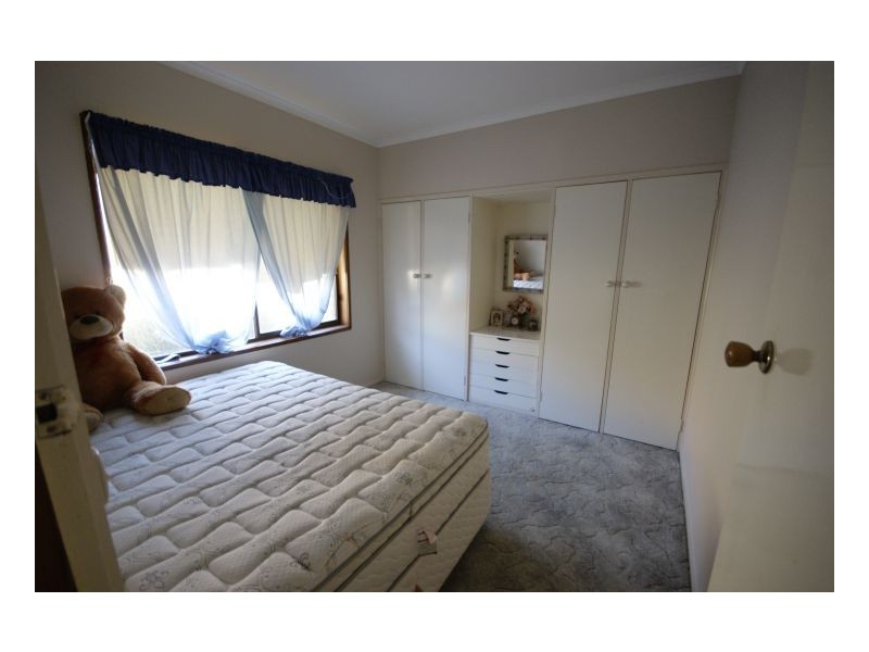 292 Fitzroy St, Deniliquin NSW 2710