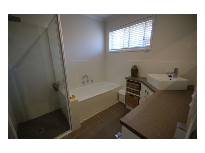 61, Burton Street, Deniliquin NSW 2710