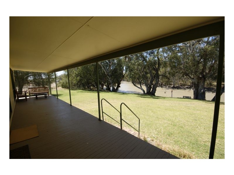 15 Billabong Estate, Conargo NSW 2710