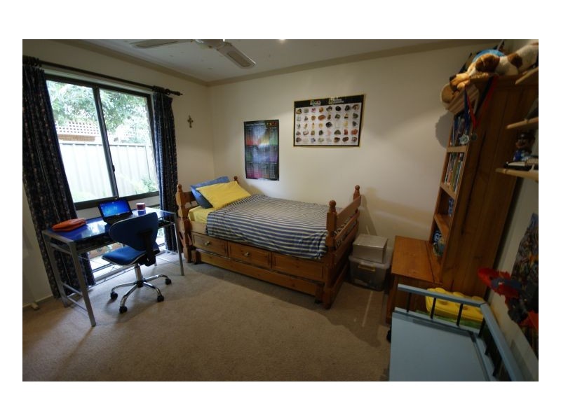 307 Jameson St, Deniliquin NSW 2710