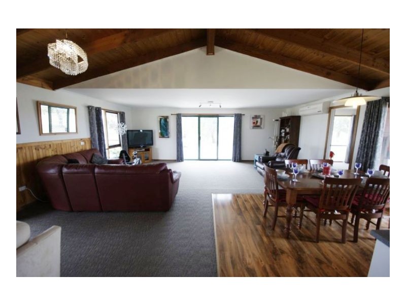 186 Barham Rd, Deniliquin NSW 2710