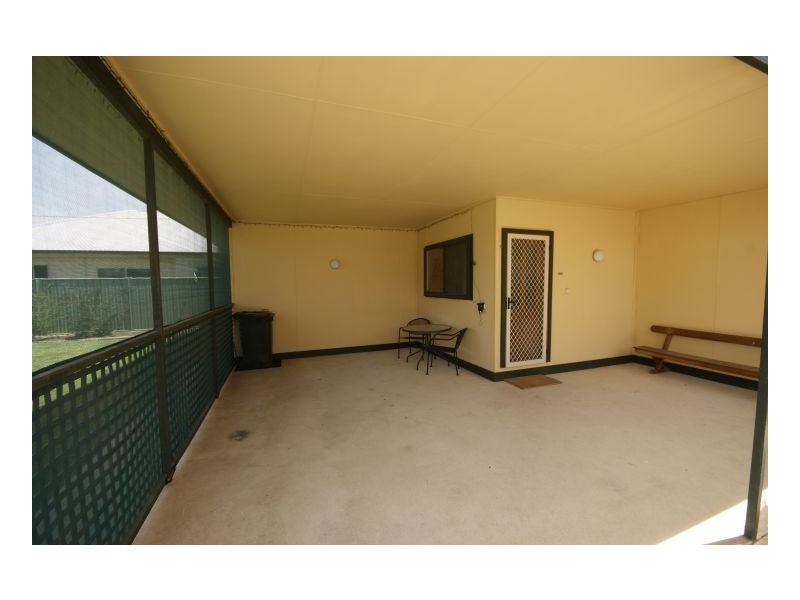 225 Henry St, Deniliquin NSW 2710