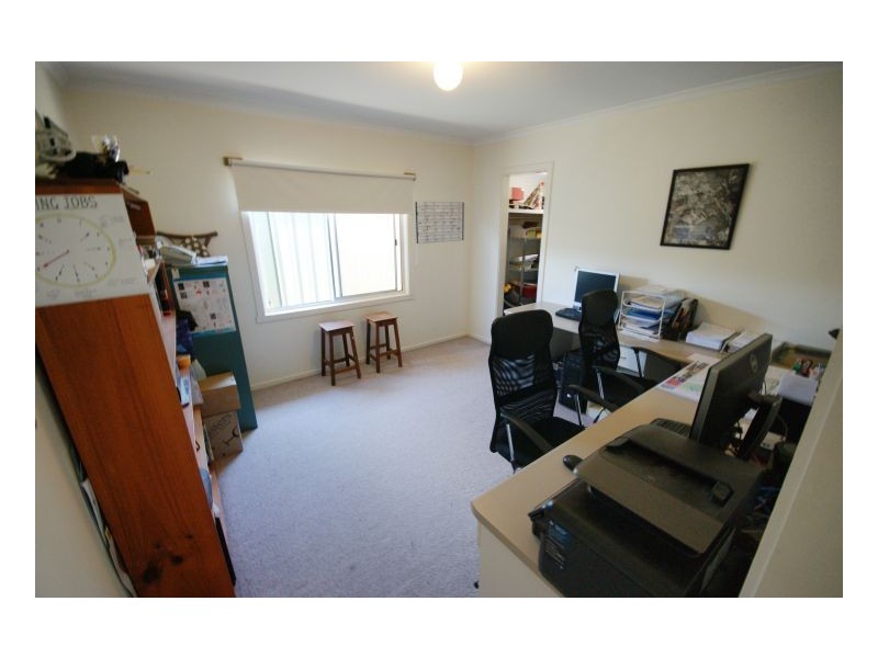225 Henry St, Deniliquin NSW 2710