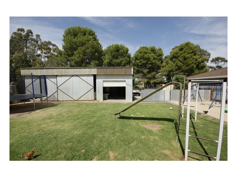 278 Duncan St, Deniliquin NSW 2710