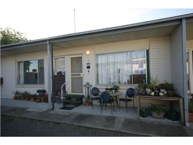 450 Maher St, Deniliquin NSW 2710