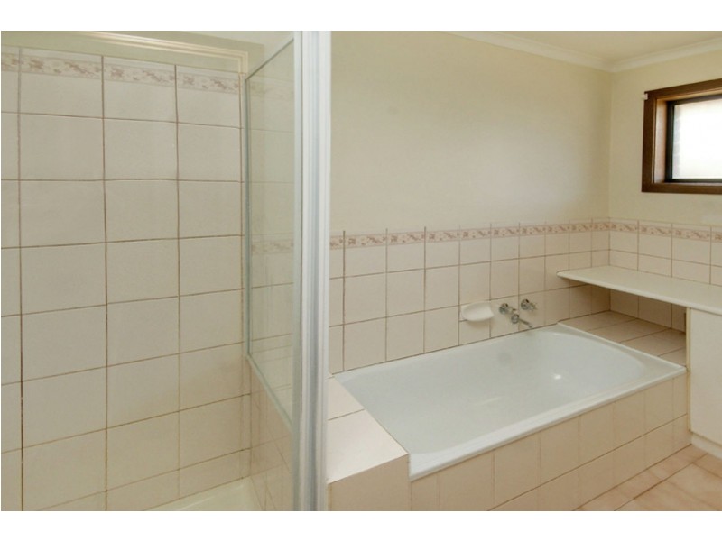 2/433 Wood Street, Deniliquin NSW 2710