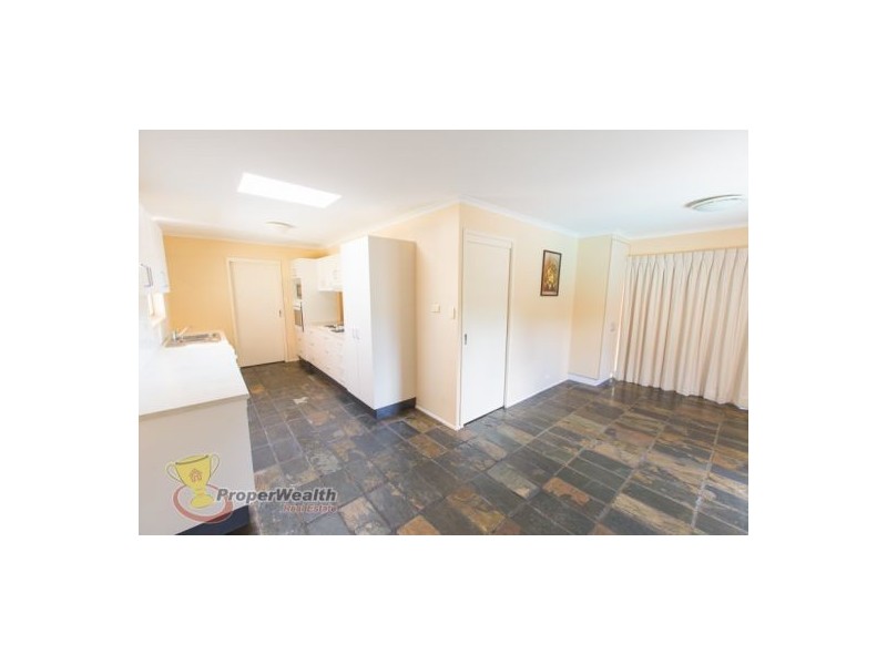 1 Belinda Crescent, Springwood QLD 4127