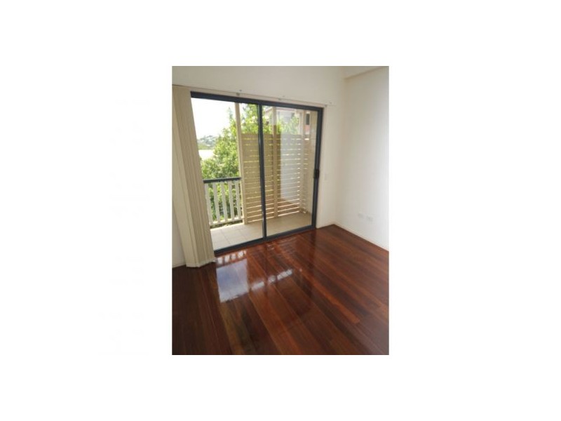 2/93 Scott Road Herston, Herston QLD 4006